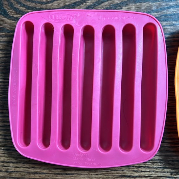 Ikea rubber ice cube trays - Picture 3 of 3